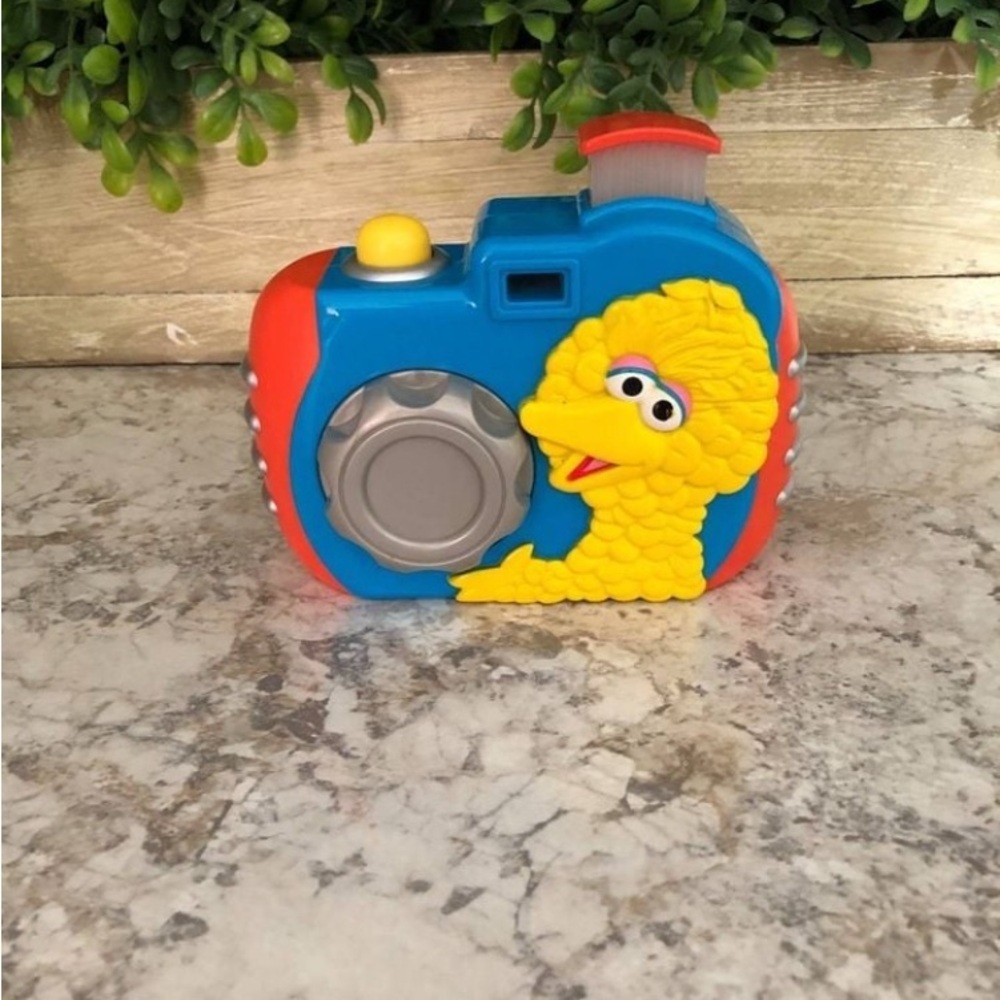 Playskool Sesame Street Big
Bird Camera